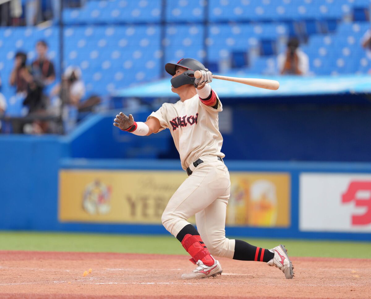 【大学野球】日大に“勝利の女神”　創立１３５周年記念日に延長１１回逆転サヨナラ弾で劇勝「必ずきょうは勝たないと」