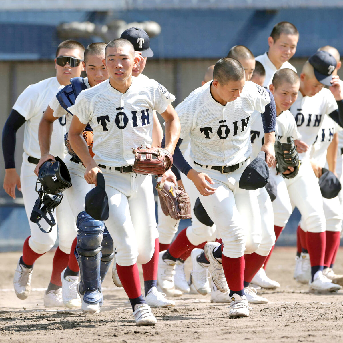 【高校野球】大阪桐蔭、隙なし大勝　先発・森陽樹４回６Ｋ、打線は１５点を奪って４強入り