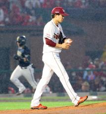 【楽天】早川隆久が４回９安打８失点で１２勝目ならず…降雨での登板も「良い経験」