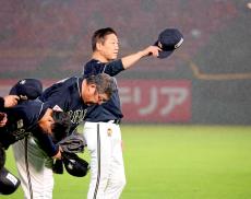 【オリックス】中嶋聡監督、電撃退任の理由は「慣れ」　チームに生じた変化に「責任を取りたい」