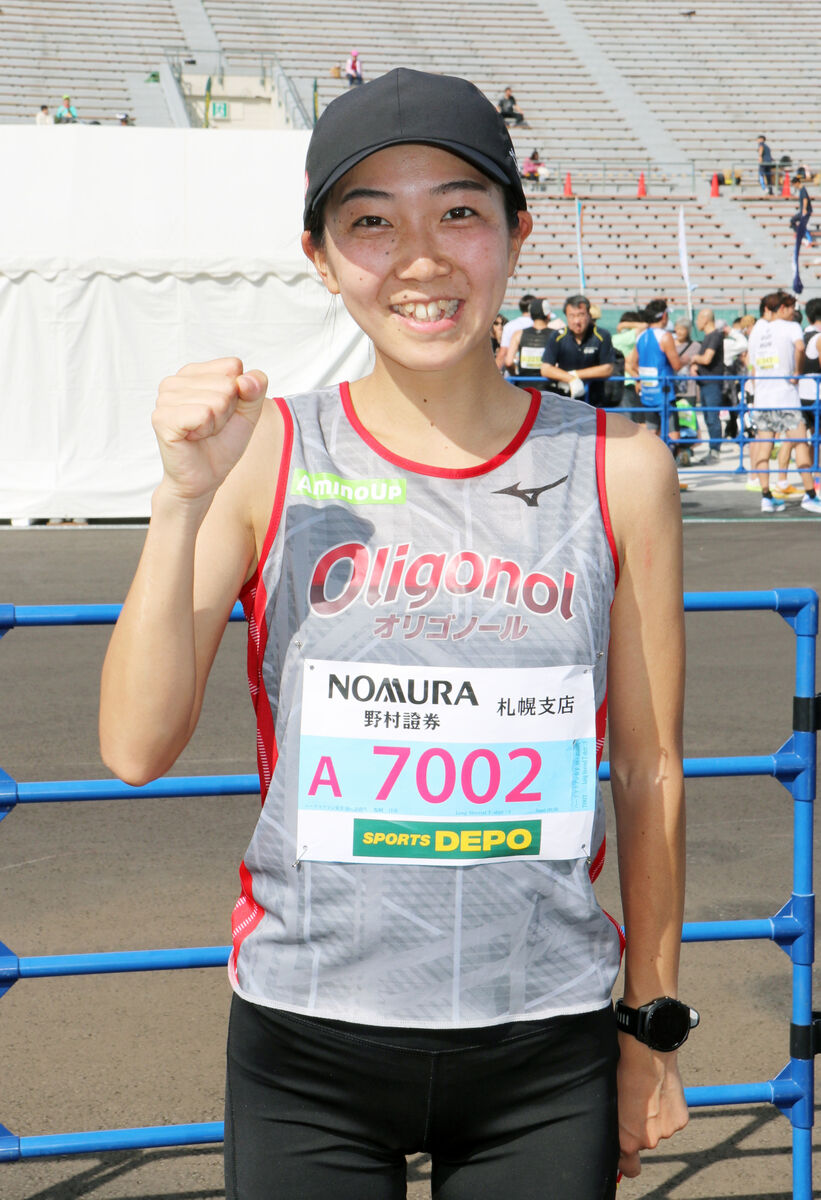 札幌マラソン　女子ハーフマラソン１０・２０歳代で塩崎日奈さんが初優勝「一緒に走ってくれた仲間のおかげです」