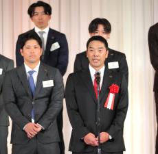 【巨人】 優勝祝賀会で阿部監督が日本一を誓う　１６００人を前に「チーム一丸となって精いっぱい頑張ります」