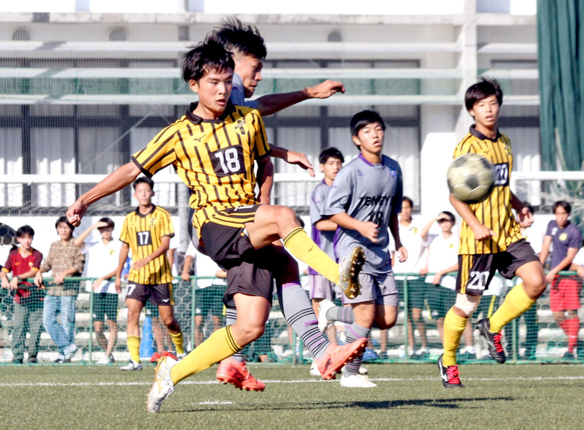 東海大静岡翔洋１２点爆勝発進　釜下諒が１７歳誕生日にハット「全国で歴史つくりたい」