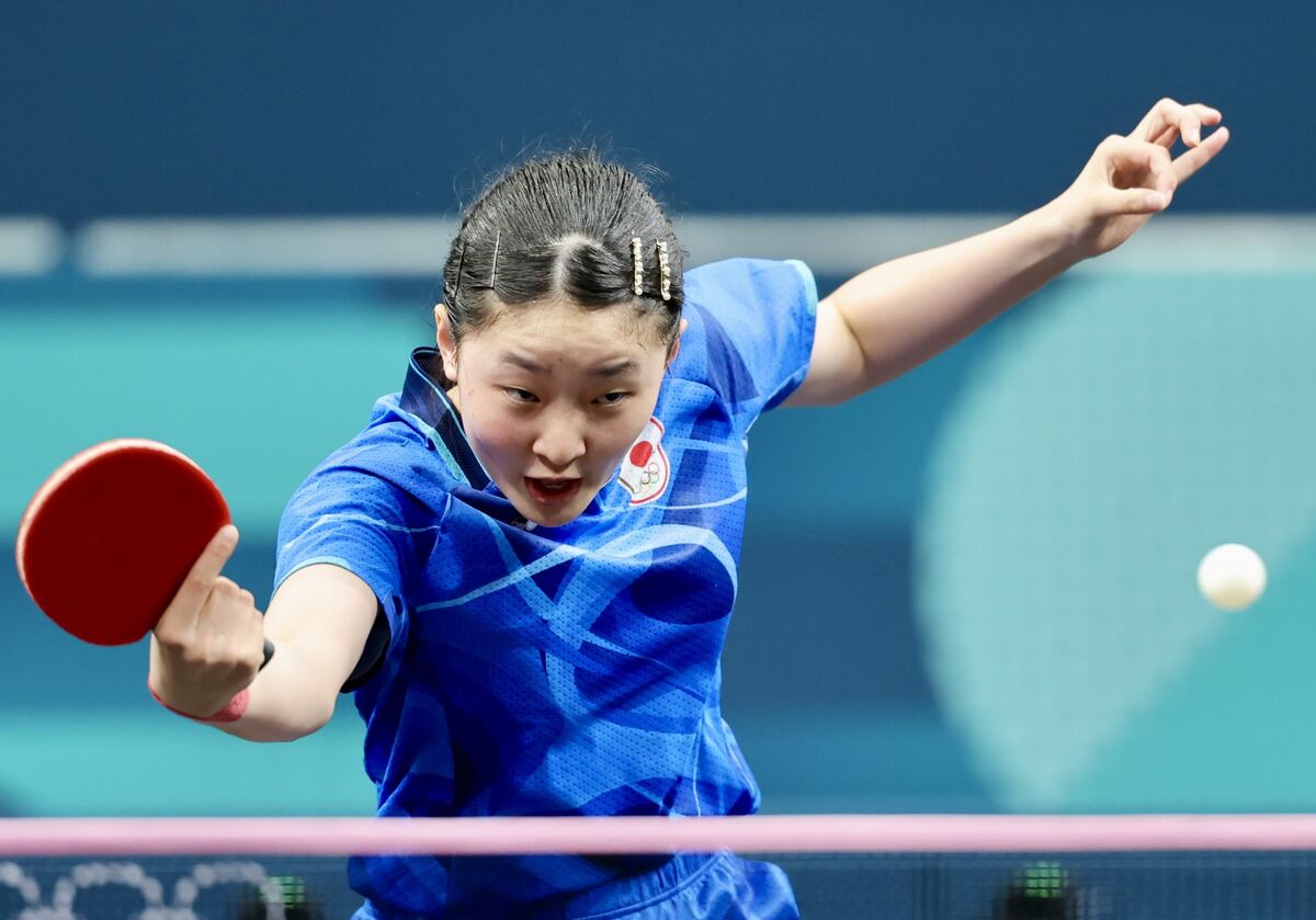 １６歳・張本美和、シングルスで銀メダル…伊藤美誠を破って決勝進出も北朝鮮選手に屈す