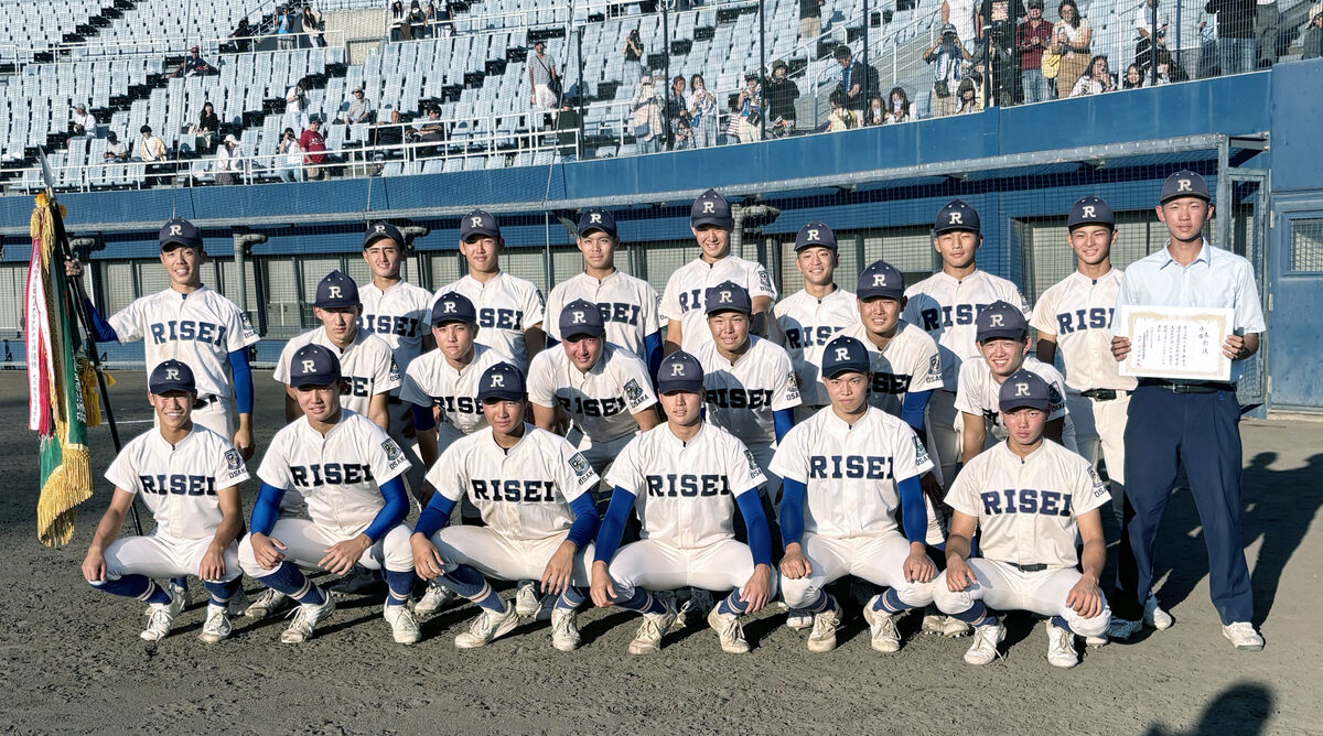 【高校野球】履正社が宿敵・大阪桐蔭を破り６年ぶり優勝　内野が本職の辻副主将、矢野主将が３失点リレー