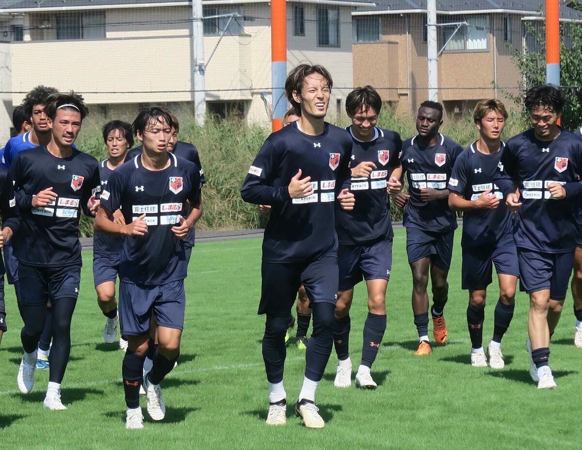 大宮ＦＷ杉本健勇「生きてると感じる。３０歳を越えて、サッカー選手っていいなと…」Ｊ３の１年間を語る