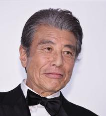 舘ひろし７４歳　別人のように変ぼうした姿「すごい」「普通に…」「珍しい」ネット沸く