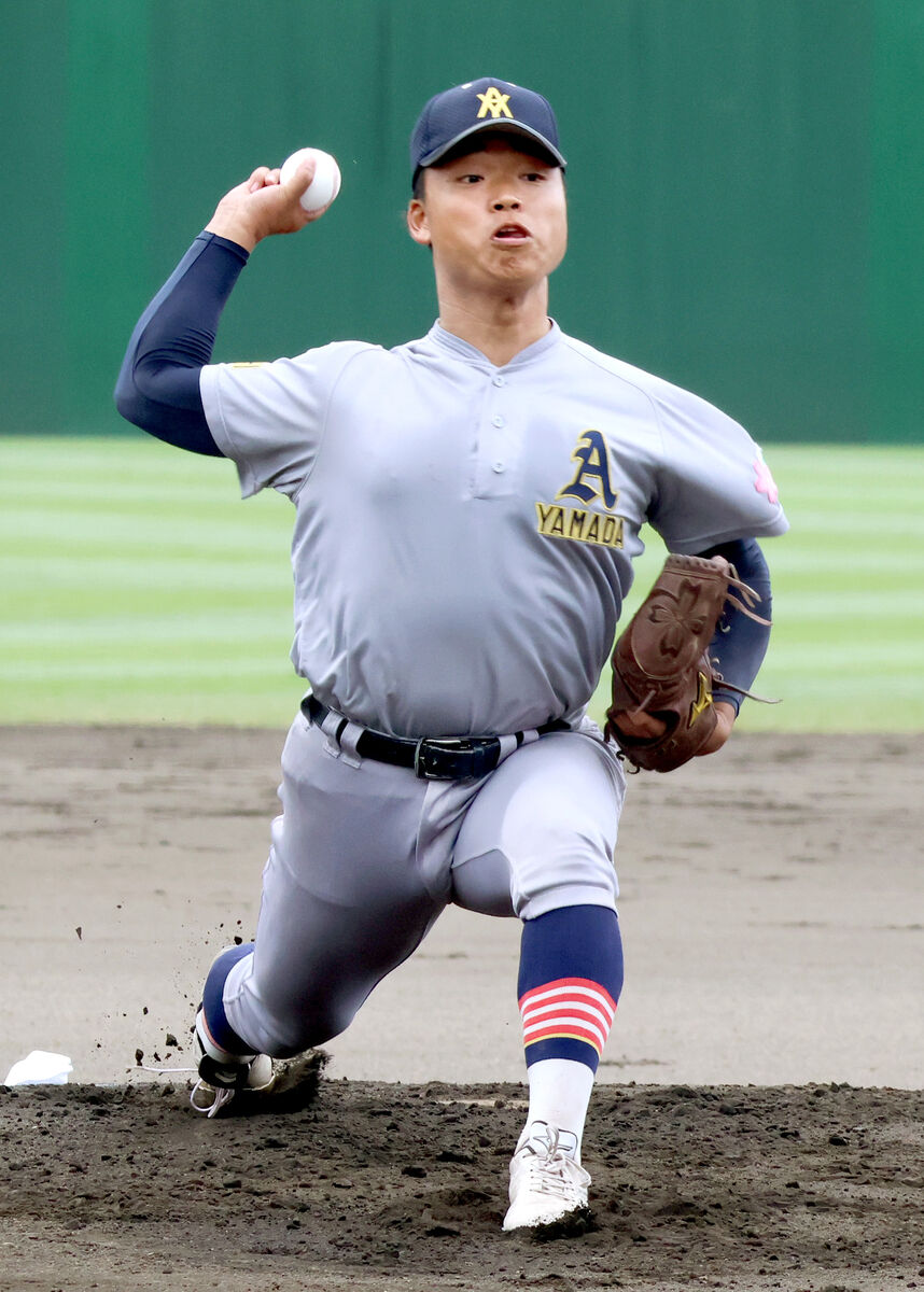 【高校野球】青森山田　３季連続の甲子園出場へ“王手”…３投手の完封リレーに兜森監督「それぞれが役割を果たしてくれた」