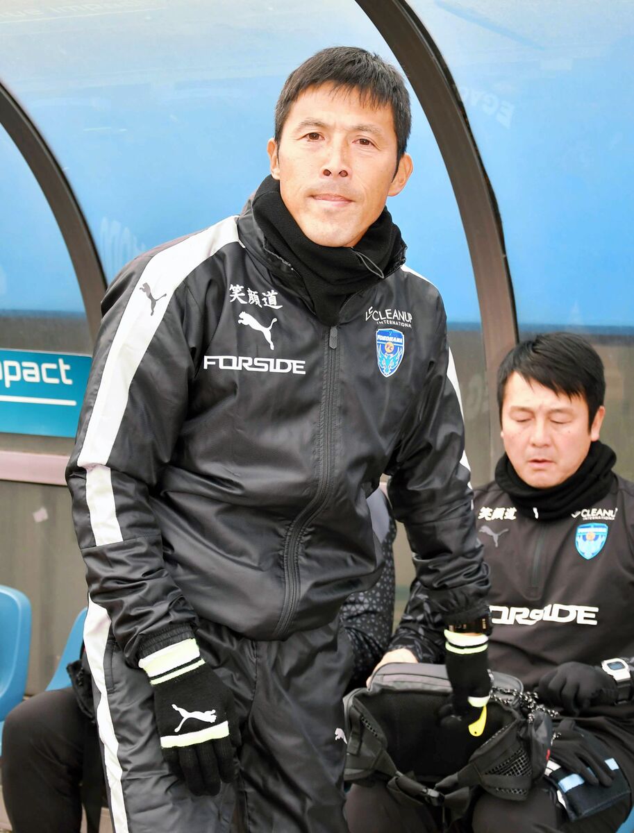 横浜ＦＣ四方田修平監督「非常にふがいない結果に終わって申し訳ない気持ちでいっぱい」今季最多３失点完敗でＪ１昇格持ち越し