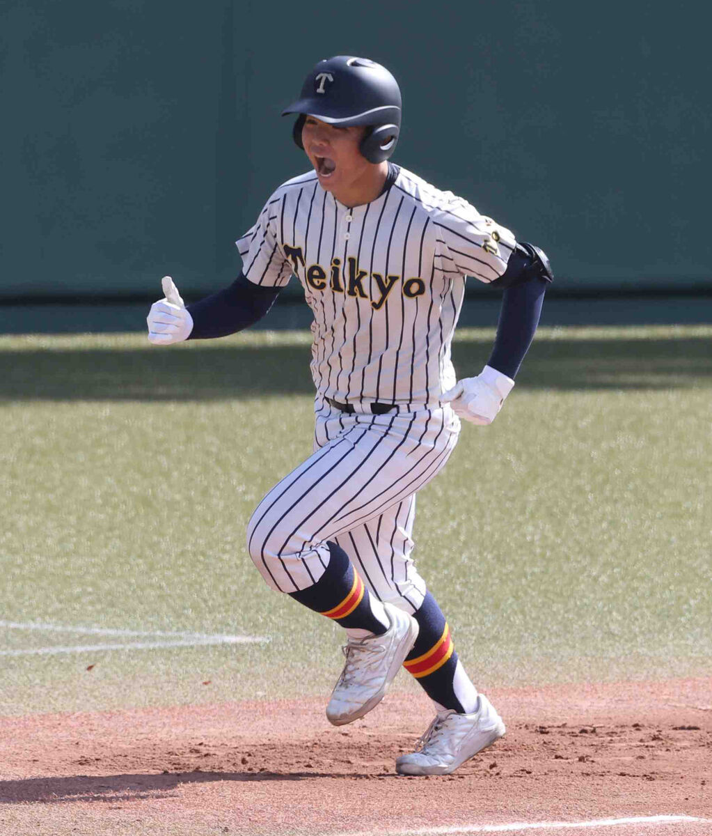 【高校野球】帝京、夏の雪辱果たし関東第一に勝利　１年生４番・立石が高校初本塁打