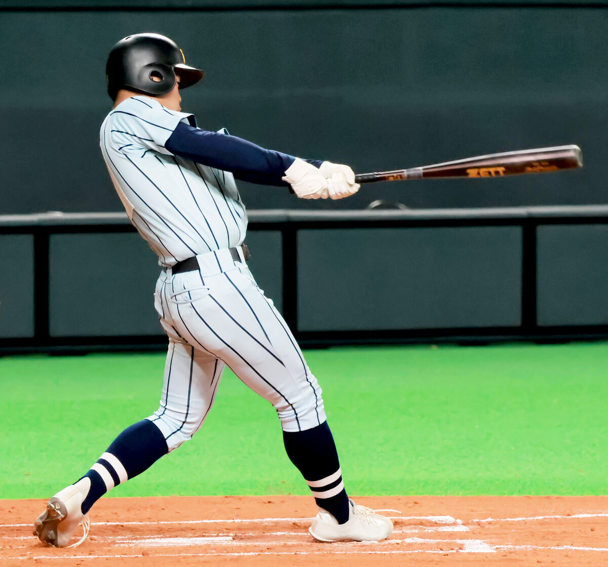 【高校野球】東海大札幌が１０年ぶり優勝に王手…太田ツインズの兄・勝心が初回Ｖ打…２４日・北海と決勝