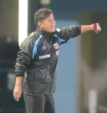 川崎、鹿島に１―３敗戦で公式戦５戦未勝利…１４シーズンぶりに鹿島にシーズンダブルを喫する