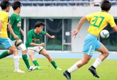 【高校サッカー】青森山田が初戦の準決勝で八戸学院光星に４－０…２８年連続３０度目の全国選手権に王手…青森大会