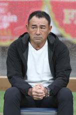 名古屋・長谷川健太監督は選手を格や年齢等で評価しない