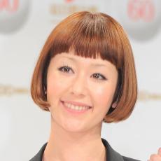 「瑛太くんの舞台　観にきました」木村カエラ、ロンドンからおしゃれショット　夫・永山瑛太が英国公演中