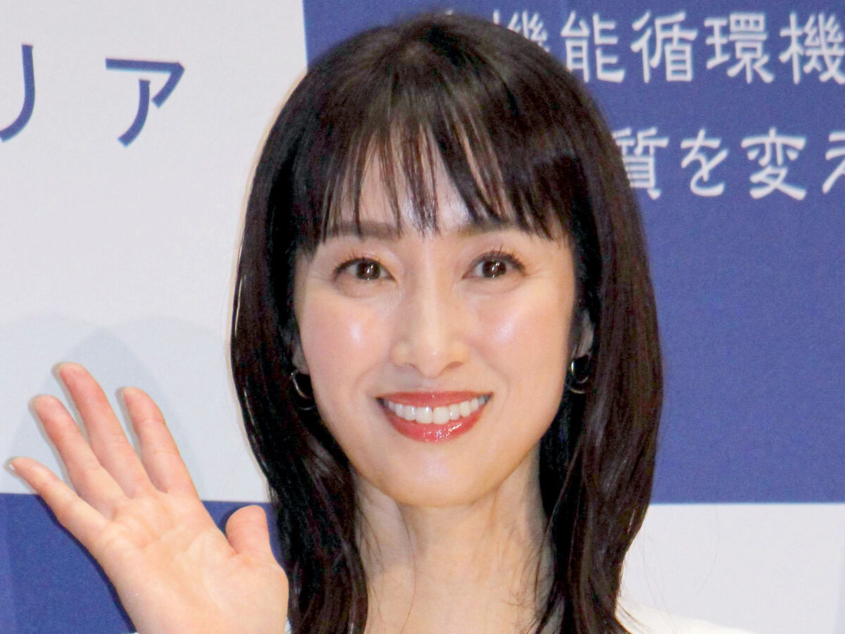 「３連休の中日に集まれる私達って、、、暇なのね」坂下千里子、芸能界のテニス仲間と休日ショット