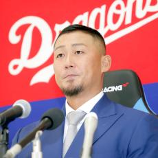 【中日】中田翔、現状維持の年俸３億円でサイン　２年契約２年目の来季は「ラストチャンス」