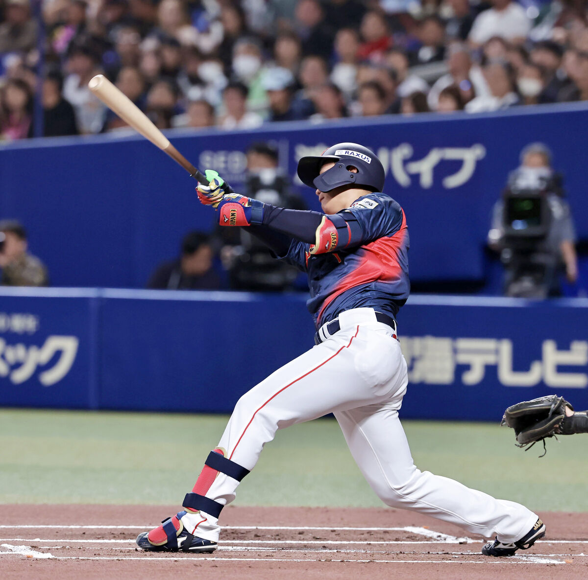 【侍ジャパン】トップチーム初４番の阪神・森下翔太が先制２ラン「少し泳ぎましたが、入ってくれてよかった」