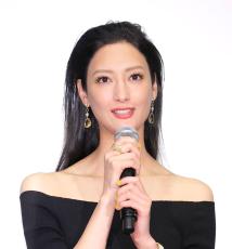 菜々緒が！まさかのボーボーに衝撃「え？毛深く…」フォロワー二度見「聖徳太子？」