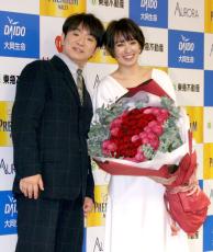 濱口優「とったどー！」、南明奈と「パートナー・オブ・ザ・イヤー」受賞、結婚６周年迎える