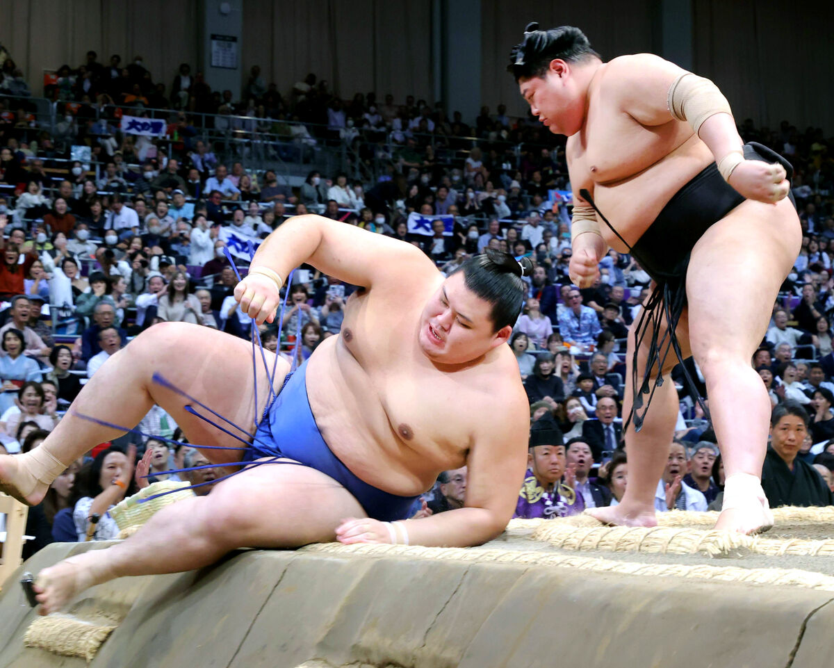 新大関・大の里に土、阿炎に苦杯　全勝は早くも豊昇龍ら４人に