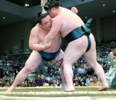 十両・白熊が今場所１勝　連敗を４で止め「全然ほっとしていない」