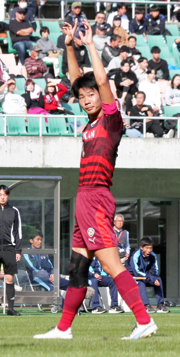 【高校サッカー】浜松開誠館２年ぶり優勝へ…昨秋静学戦でじん帯断裂のＤＦ岩崎総汰が復帰…１６日・静学と決勝戦