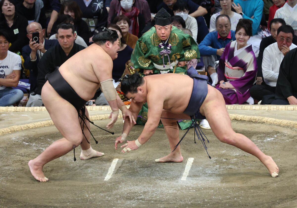 全勝の大関・豊昇龍、平幕の阿武剋がともに初黒星で大混戦　４０歳玉鷲は元気よく白星先行