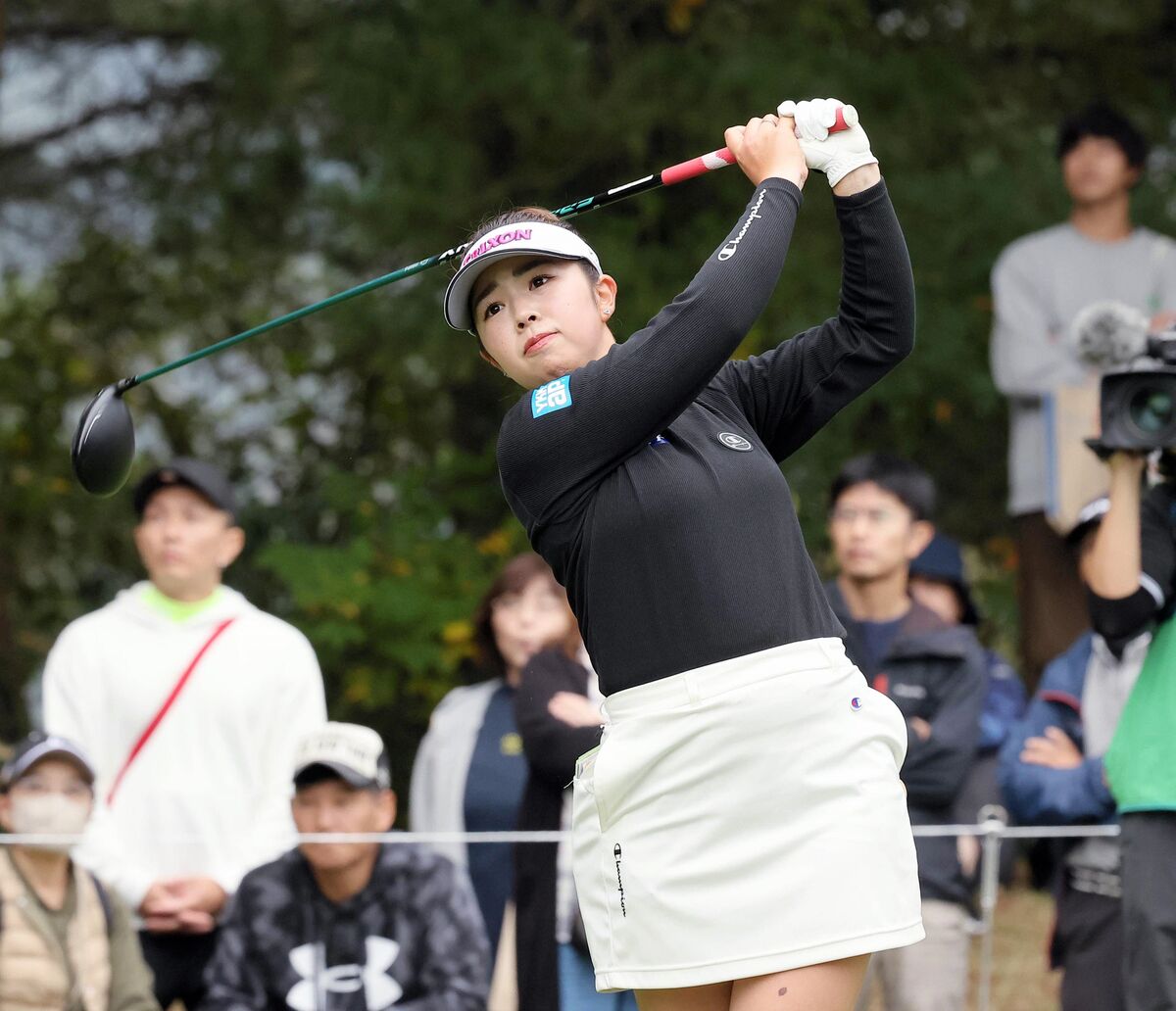 山下美夢有が完全優勝へ３打リードで後半へ　鈴木愛らが２位　政田夢乃は２つ落として後退…大王製紙エリエールレディス