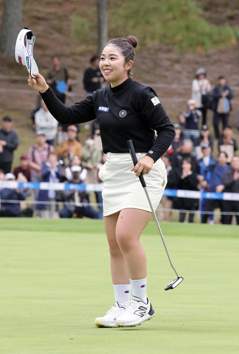 山下美夢有が完全Ｖで今季２勝目　「ゴルフ界を盛り上げられるように頑張りたい」　政田夢乃はシード獲得ならず