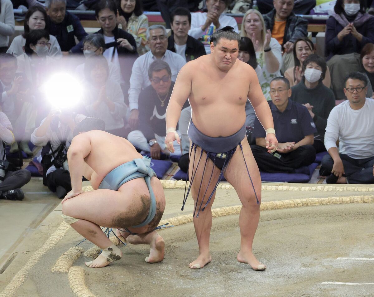 １敗は豊昇龍、琴桜、隆の勝、阿武剋の４人で変わらず　２敗で新大関・大の里ら４人が追う