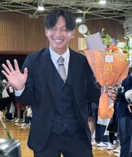 【阪神】ドラフト１位・伊原陵人が地元・橿原市を表敬訪問「橿原市の思いを背負い１年目から活躍できるように」