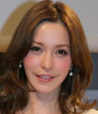 藤井リナ　美形な子どもたちを顔出し「ママに似て美男美女」「かわいすぎる」七五三ショット披露