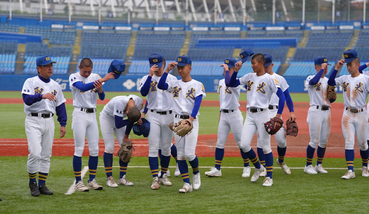 【神宮大会】守備が崩れて１０失点…聖光学院が東洋大姫路に力負け、来春センバツへ力つける