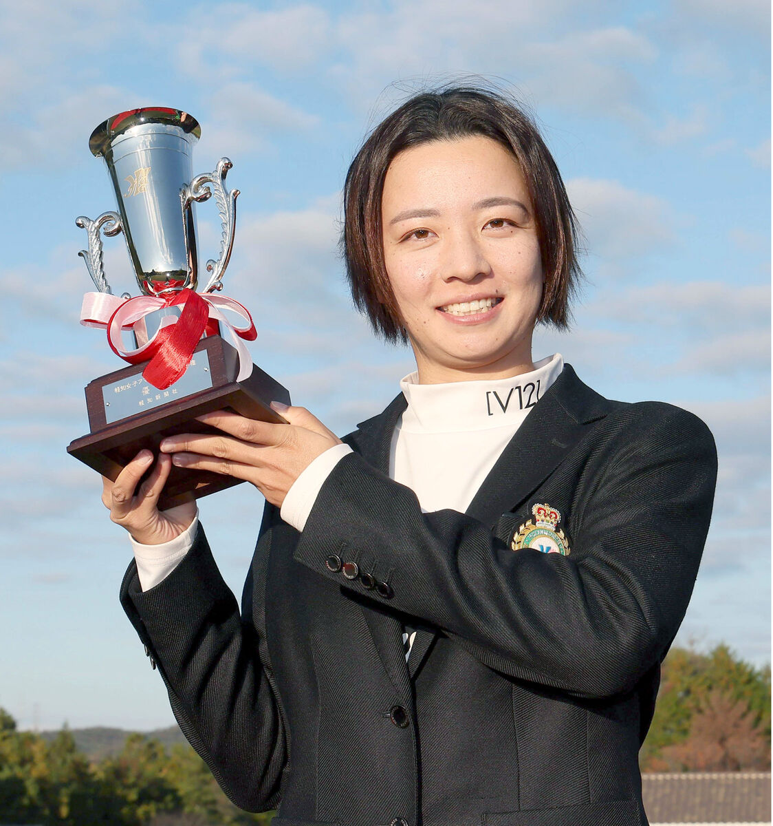 吉岡ひかる、完全優勝で初代女王「自信になった」　報知女子アマチュア ゴルフ選手権