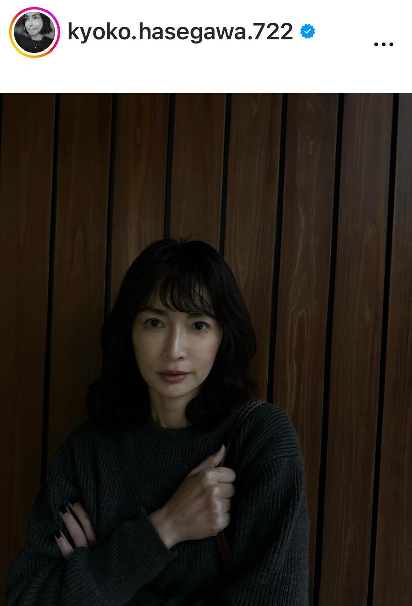 「前髪にもパーマ」長谷川京子、最新ヘアスタイルがステキ　「ナチュラルなのにセクシー」と反響