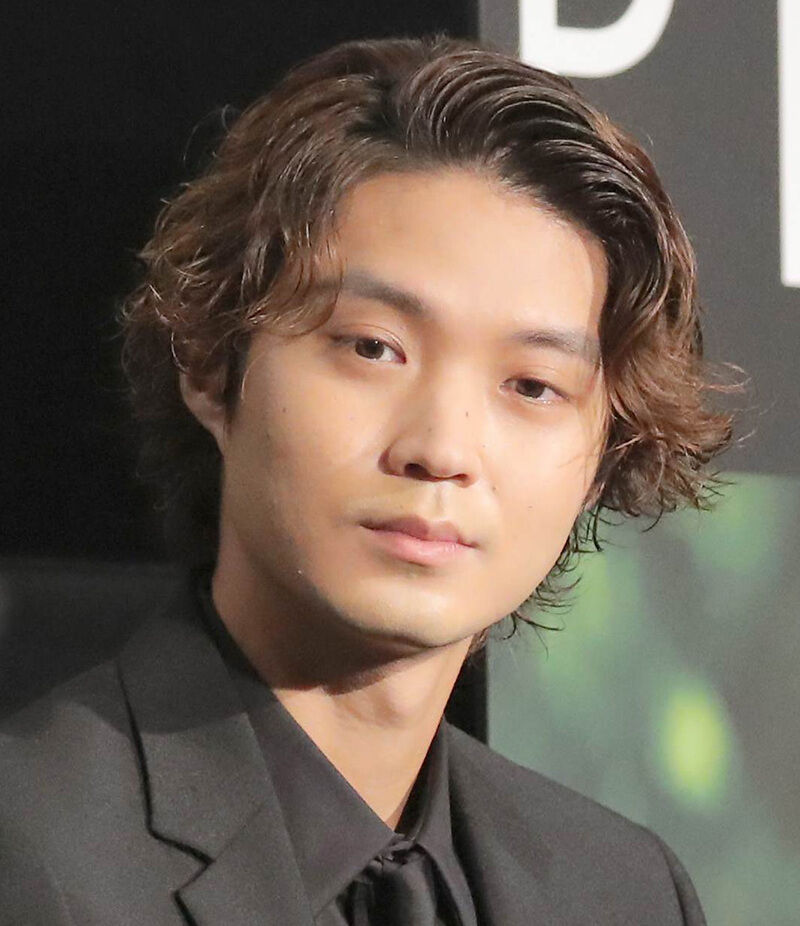 磯村勇斗３２歳　最新姿にネット衝撃「どうしました？」「大声出る」ムッチ先輩からまもなく１年