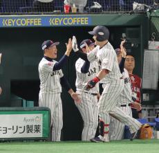 【侍ジャパン】井端弘和監督が決勝満弾の牧秀悟を絶賛「有効なホームラン。チームを救ってくれた」一問一答