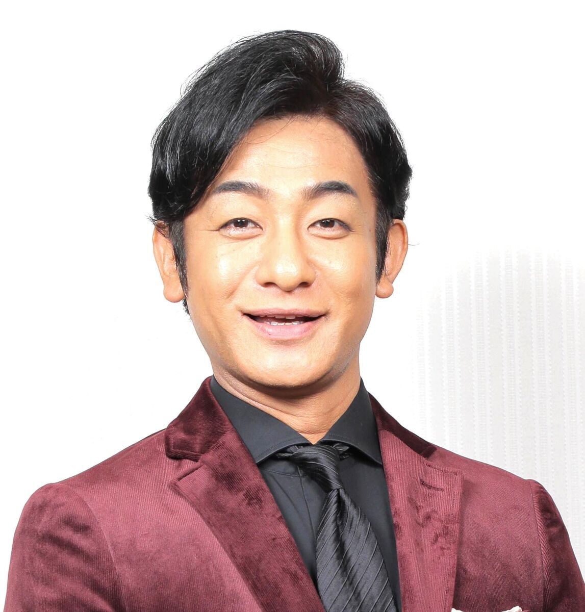 片岡愛之助、観劇の浅田真央さんと衣装のままレアなツーショット「とても楽しんで下さったみたいです」