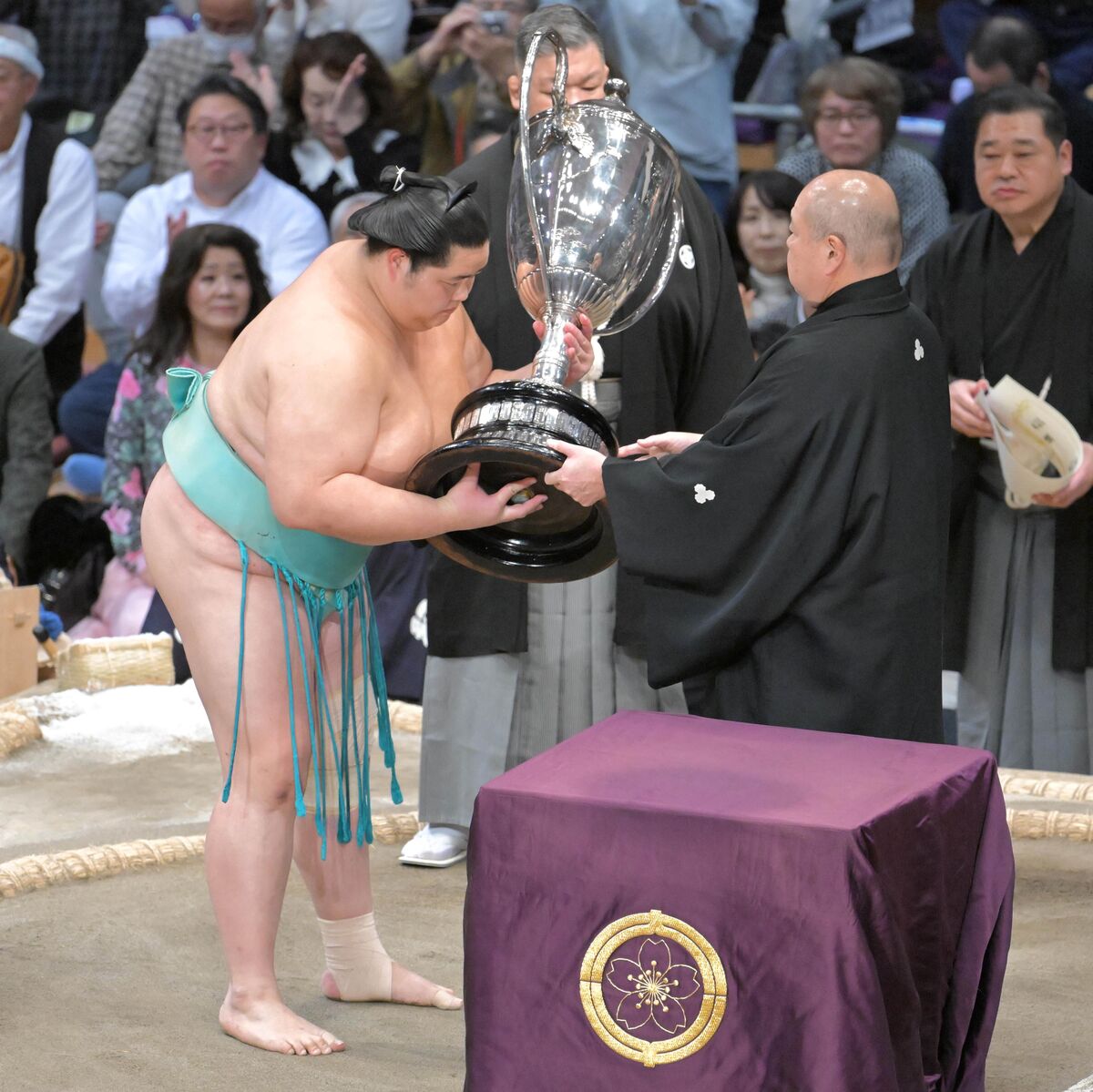 初優勝の琴桜　同じしこ名の祖父の元横綱に思いはせる「そろそろ優勝しないと、先代に怒られると思っていた」　