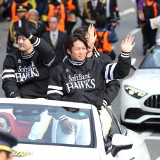 【ソフトバンク】悩めるＦＡ甲斐拓也　巨人・阿部監督のラブコールも鷹党「残って」の声も「うれしい」