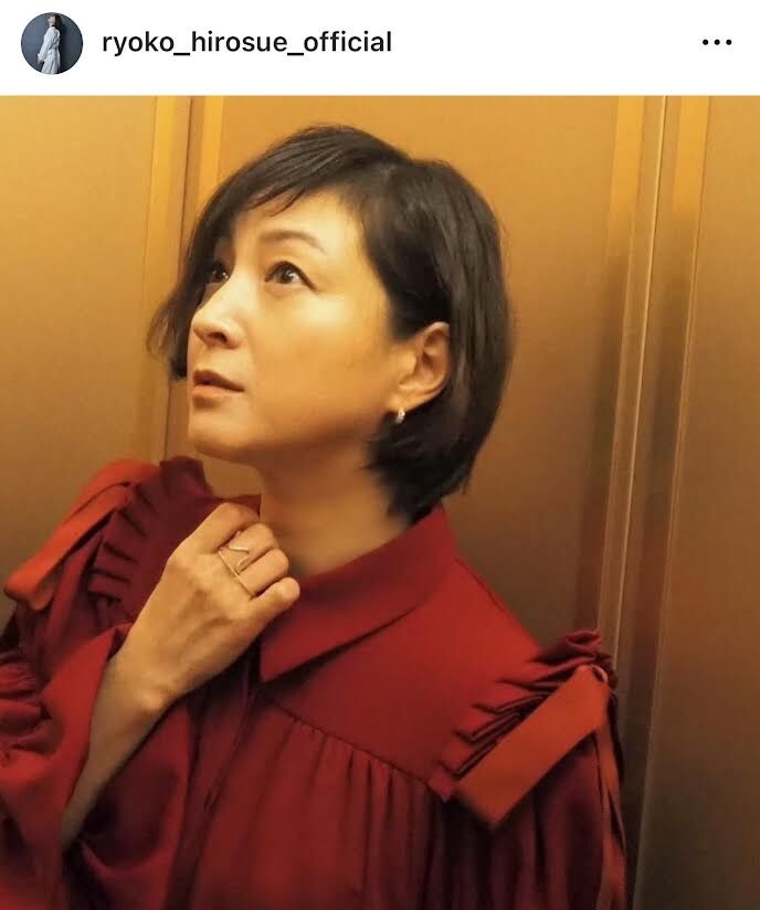 広末涼子、美脚スラリの赤ワンピ姿！イベントオフショに「ホント綺麗」「すてき」「美しい」止まらい称賛