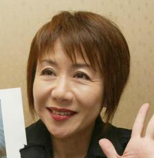 ７３歳美人女優　今年２度目の骨折「めちゃめちゃ痛い！」５月には愛犬散歩中に救急搬送→緊急手術