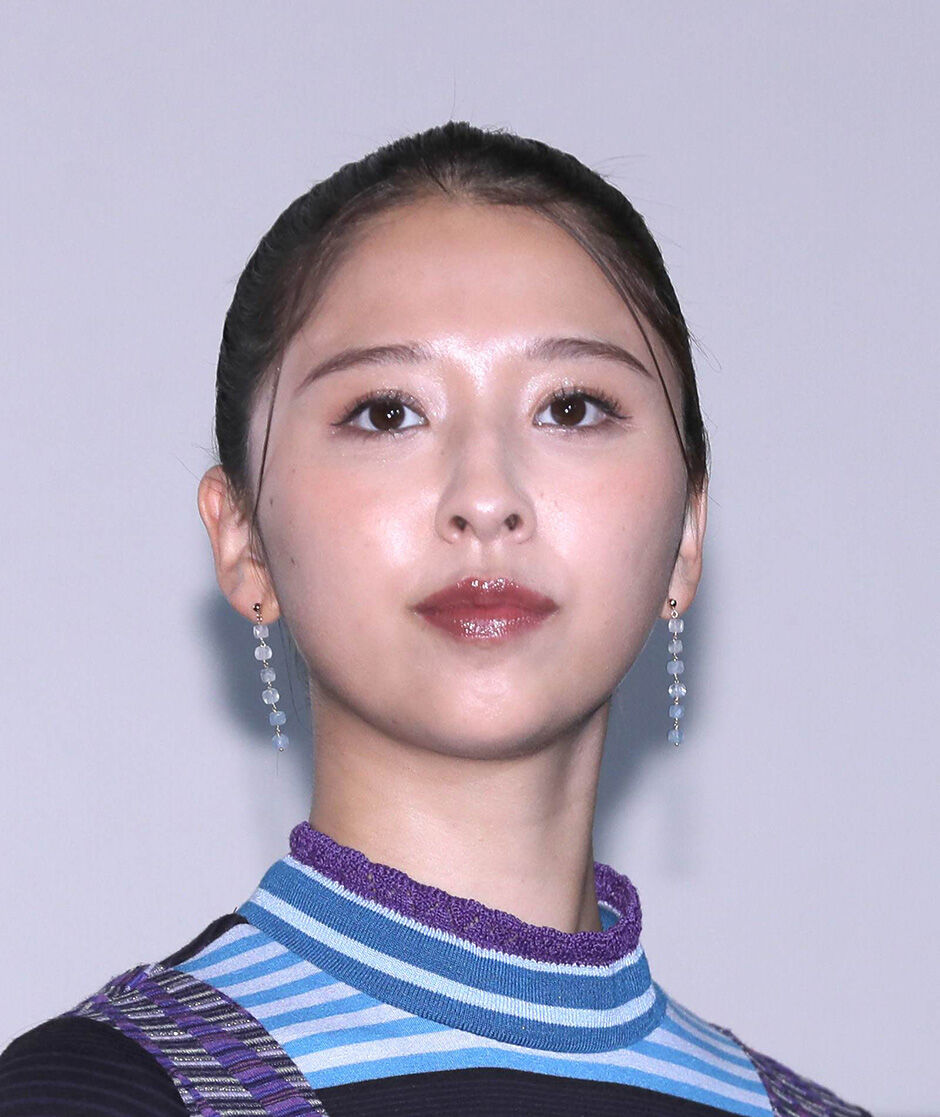 雰囲気ガラリ！２９歳ももクロ　玉井詩織の最新姿に「ぎゃー！！！」「なんてこった、、」「ヤバイ」「足長すぎ～」