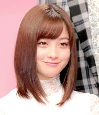 今年も紅白司会の橋本環奈、大ファン歌手出場で「リハーサルから大号泣」していた