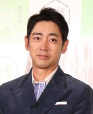 「分かる？」ハワイで小泉孝太郎に接近“　謎の美女”正体に驚き…「当たらないでしょう、このクイズ」