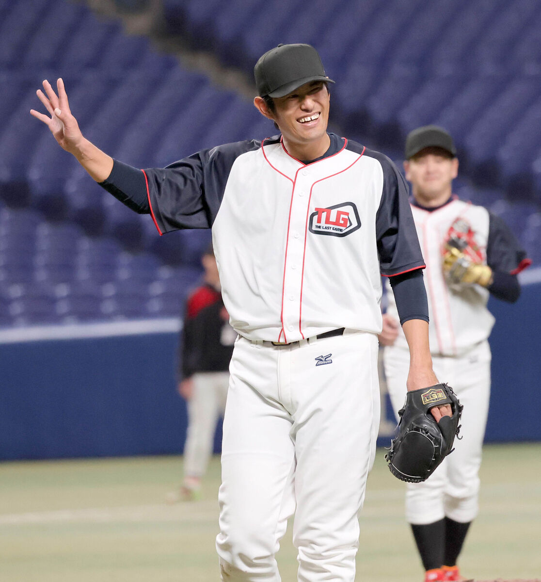 引退した元巨人・井納翔一氏ら２７人が特別試合で野球人生に区切り