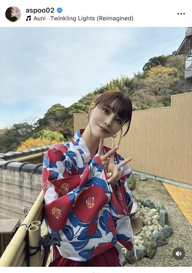 岸明日香、大きな椿があしらわれた浴衣にうっとり…！「似合ってて可愛いです」「美しいです」とファン