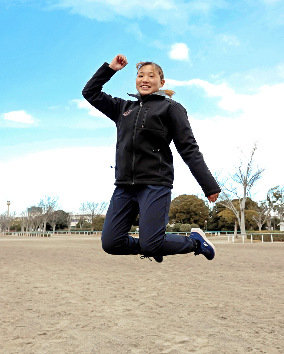 ２０歳迎える小林美駒騎手　新年の誓い「女性ジョッキーで一番」になる！　Ｋ―ＰＯＰの推し活に夢中