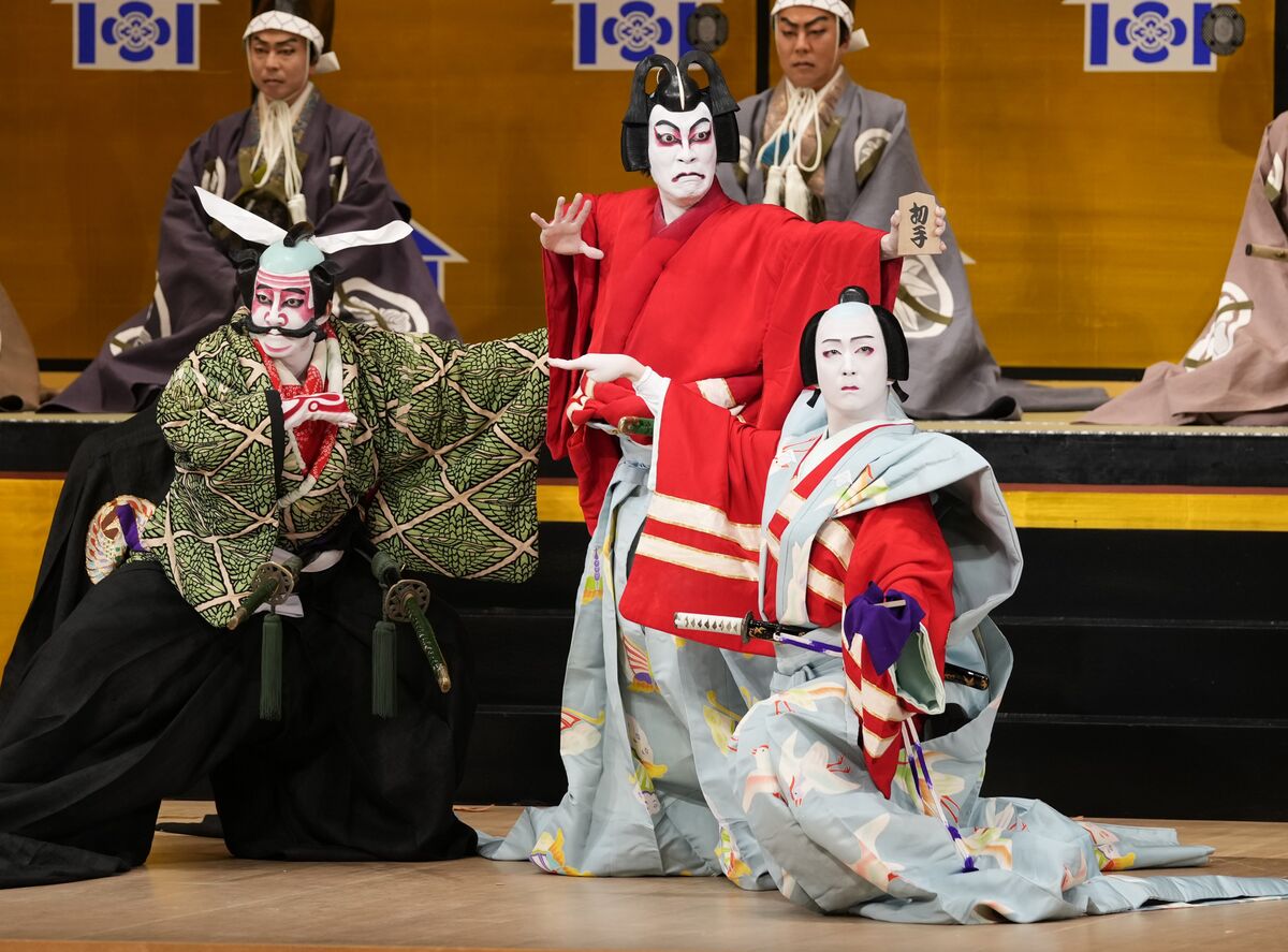 巳年の坂東巳之助、力強い発声で初春の祝祭ムードを盛り上げる「寿曽我対面」中村米吉は初役で曽我十郎